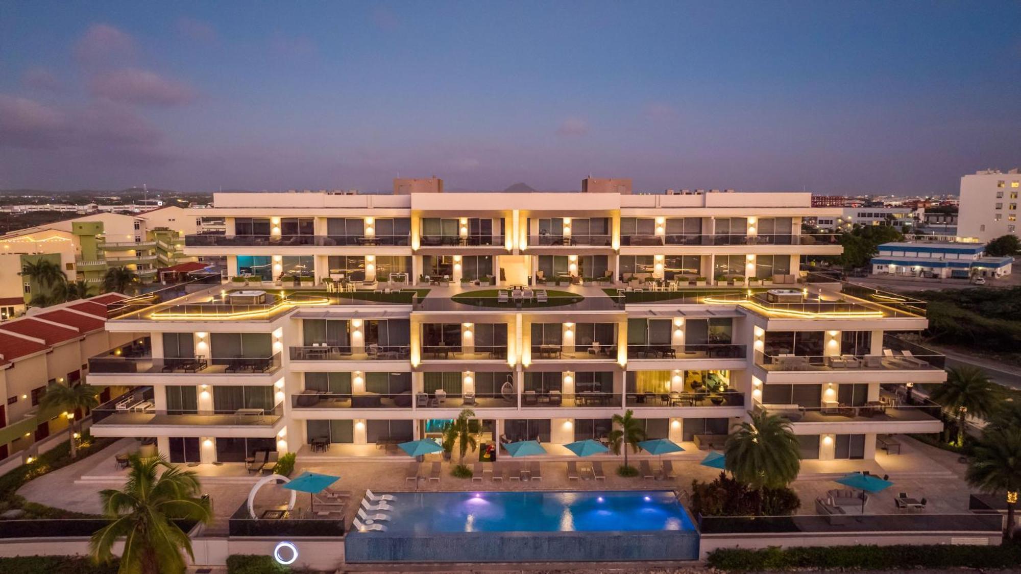 O Condominium Beachfront Residences, By Bocobay Aruba Palm Beach Exterior photo